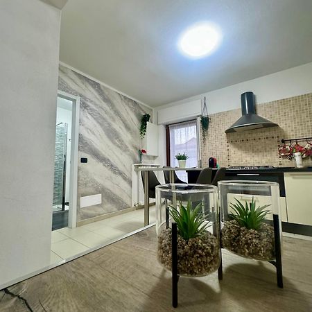 Casa Alessio - Elegante Appartamento Nel Cuore Di צ'זאנו מדרנו מראה חיצוני תמונה